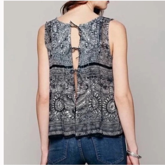 Free People Myna Tank in Floral Print Black Combo Frayed Raw Edges W-091 Sz S - Picture 5 of 13